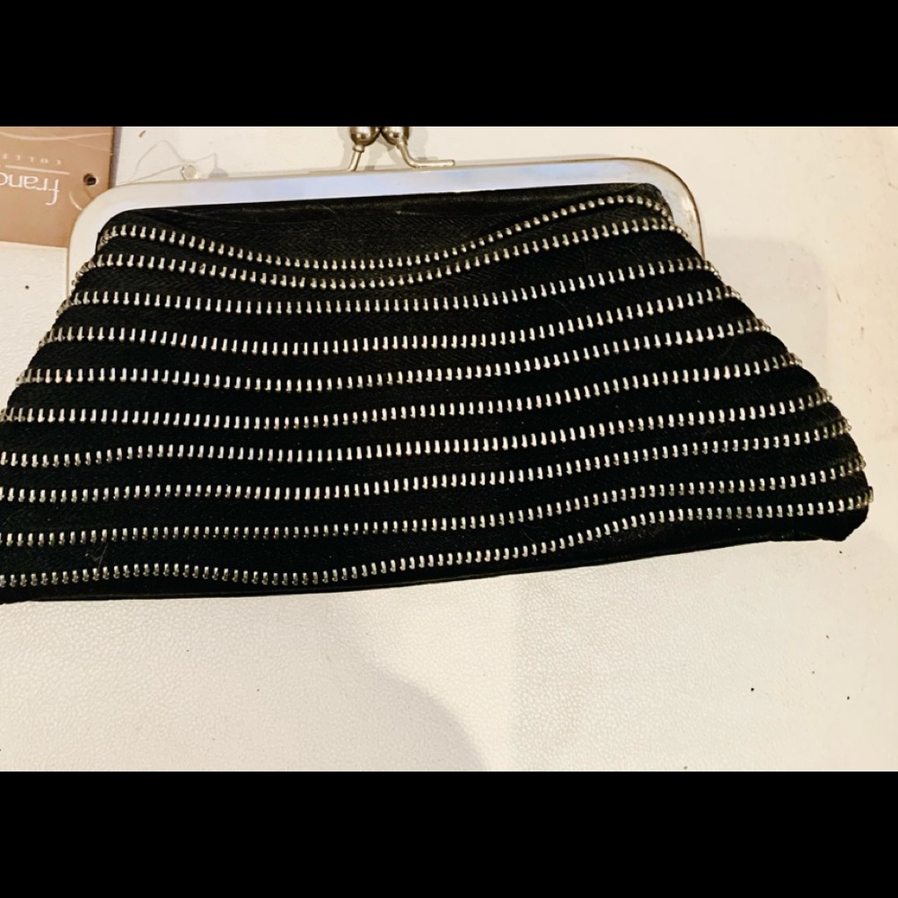 Small clutch